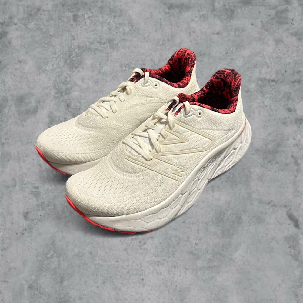 New Balance NYC MARATHON Fresh Foam X More v4 Size 8